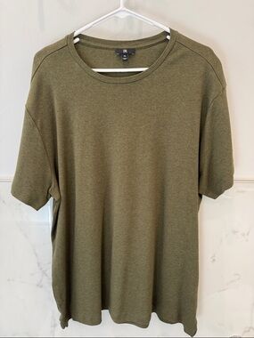 Banana Republic Olive Green Crewneck Tee Men’s XL